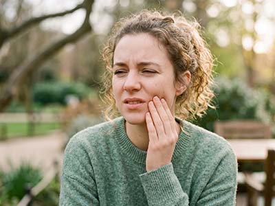 Stomatitis: Wenn es im Mund schmerzt und brennt